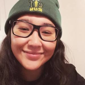 Meet your Posher, Crystal